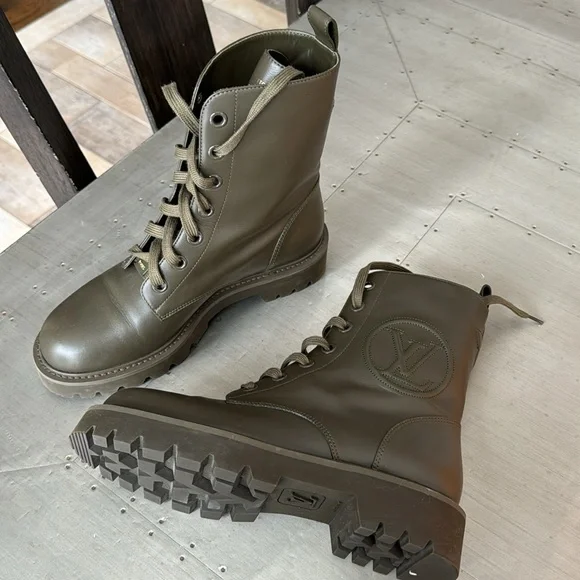 Louis Vuitton green khaki combat military weather boot bootie sz 38 with box - Picture 6 of 10